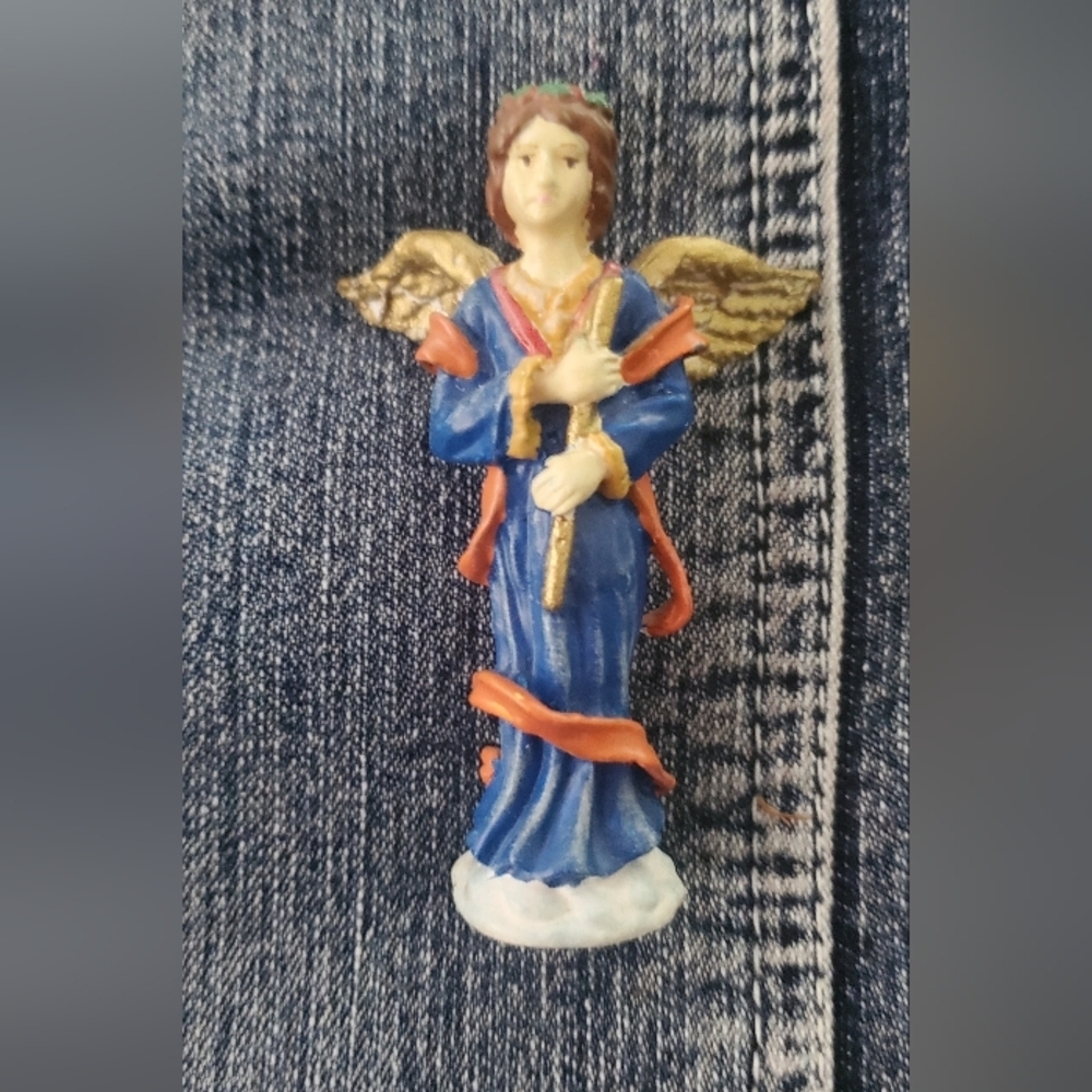 metal Mini angel figure